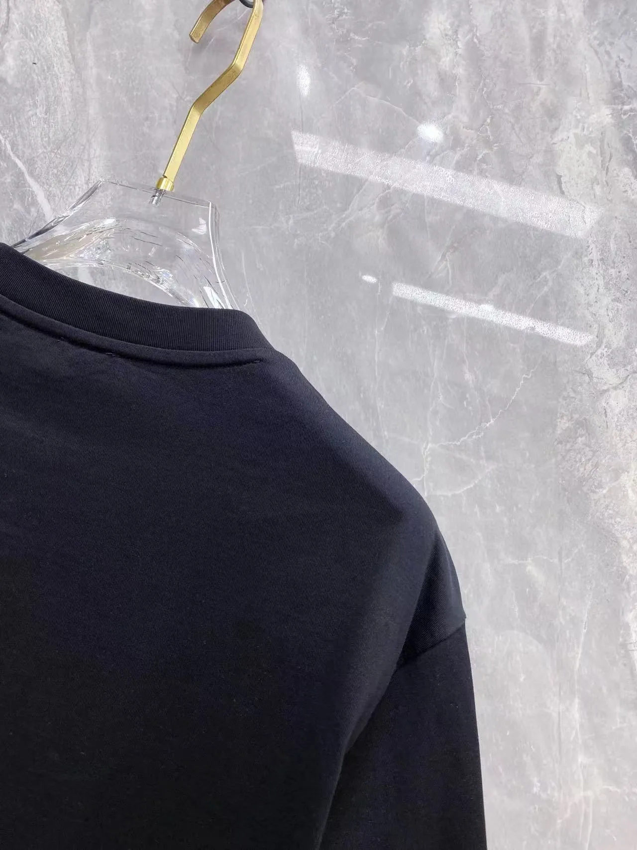 P80💰《Moncler~ 》 2026New Arrival Quality T ， , Versatile Quality ！ ‼ 32 250G ‼ ， ， ， ， T 🤪 Sizes：S-M-L-XL-2XL ：Black，White， Same Style